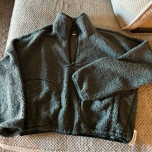 Sherpa quarter zip